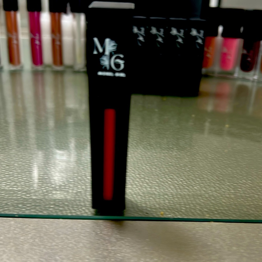 Red Liquid Matte Lipstick (LaLa)